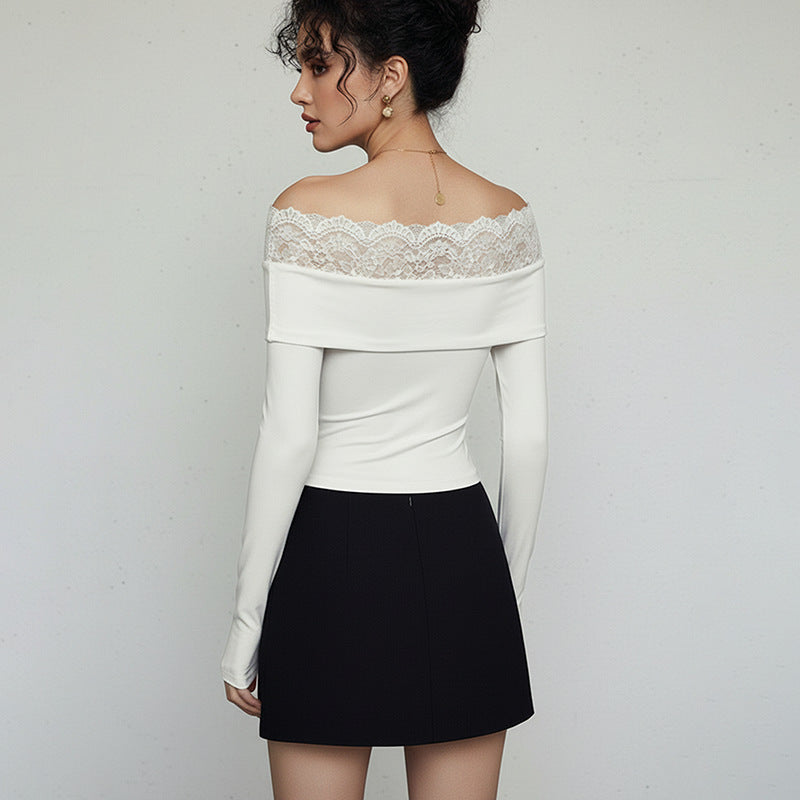 Damen Figurbetonter Langarm-Body mit Carmenausschnitt, Spitzenbesatz und Knotenfront Drune