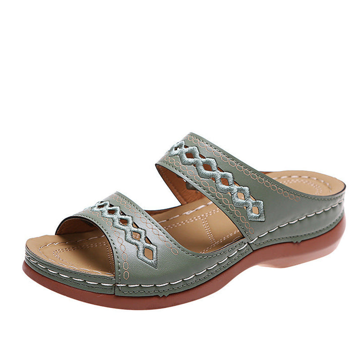 Damen Bequeme Leder-Sandalen mit dekorativem Lochmuster Drune