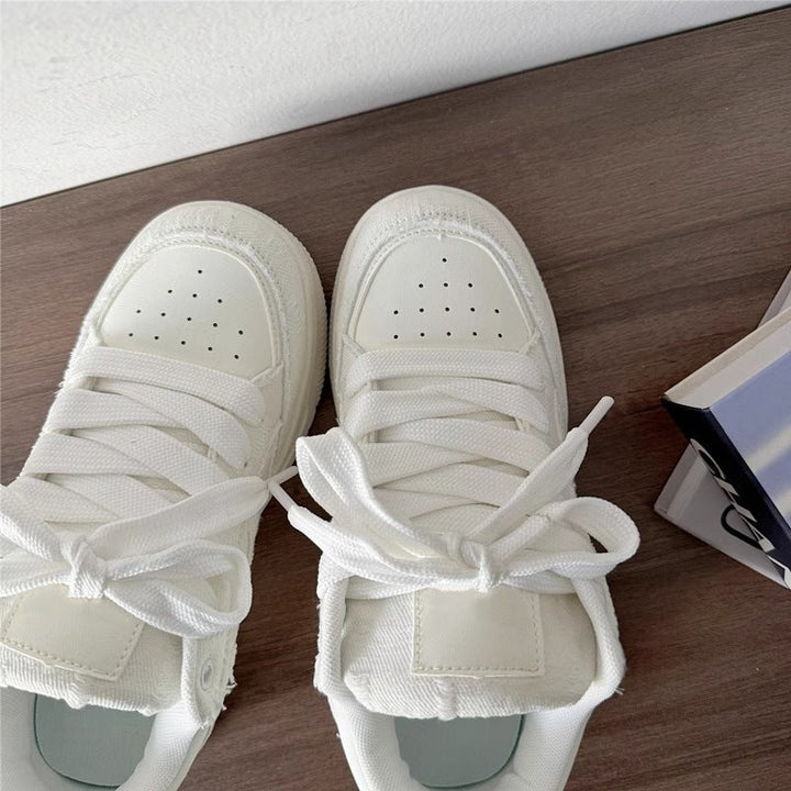 Damen Sneakers mit texturiertem Obermaterial und dämpfender Sohle Drune
