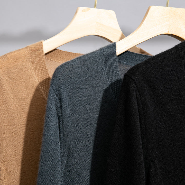 Herren Feiner V‑Ausschnitt-Pullover aus Merinomischung mit leichtem Strukturstrick Drune