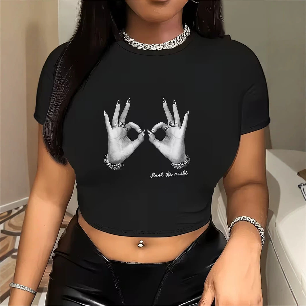 Damen cropped T-Shirt mit kreativem Handmotiv Drune