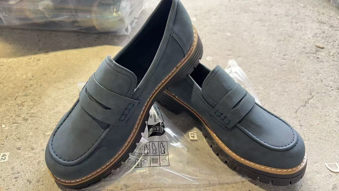 Damen Robuste Penny-Loafer mit profilierter Gummisohle Drune