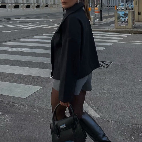 Damen Kurzmantel im Oversize‑Cut mit Doppelreiher und weitem Umschlagkragen Drune