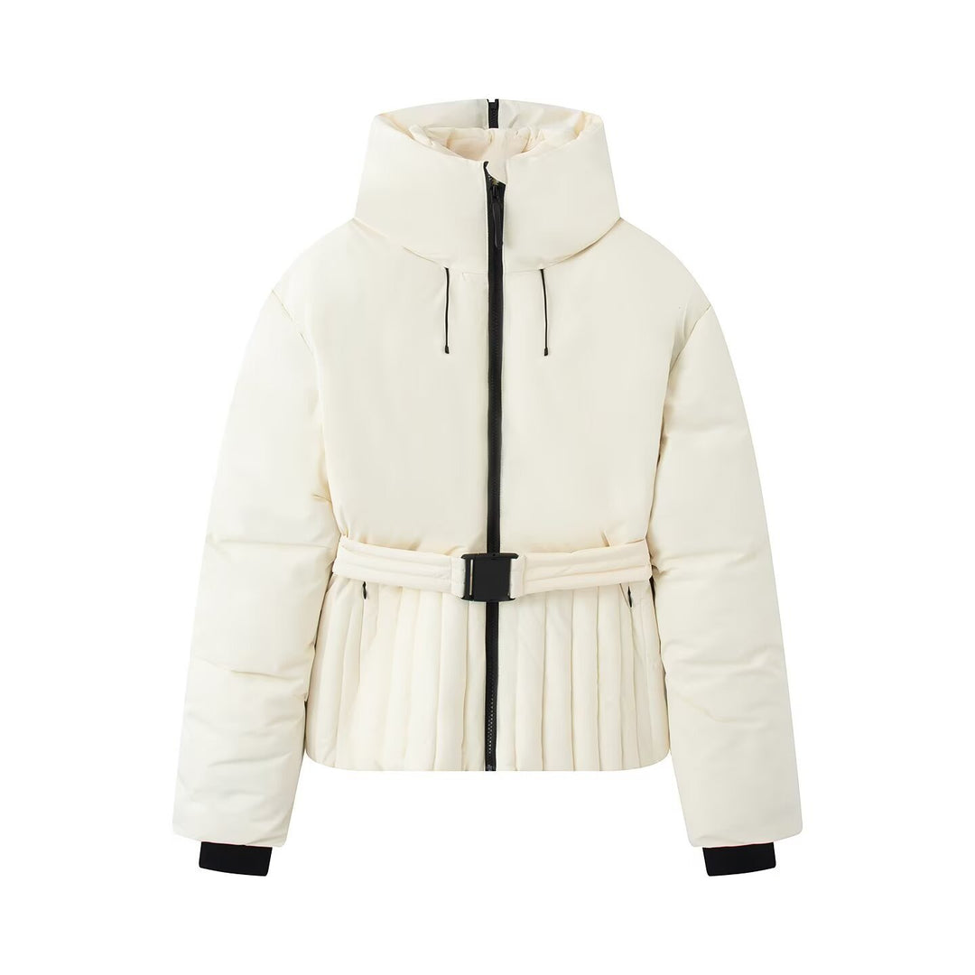 Damen Kurze taillierte Steppjacke mit hohem Stehkragen und Gürtel Drune