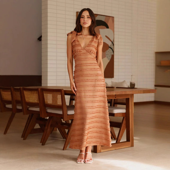 Damen Maxikleid mit elegantem Drapierungsdesign und Rüschenakzenten Drune