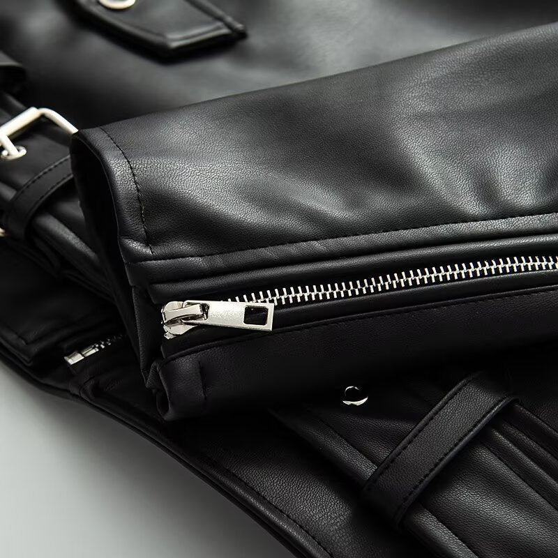 Damen Kunstleder Bikerjacke mit praktischen Reißverschlusstaschen und Gürtel Drune