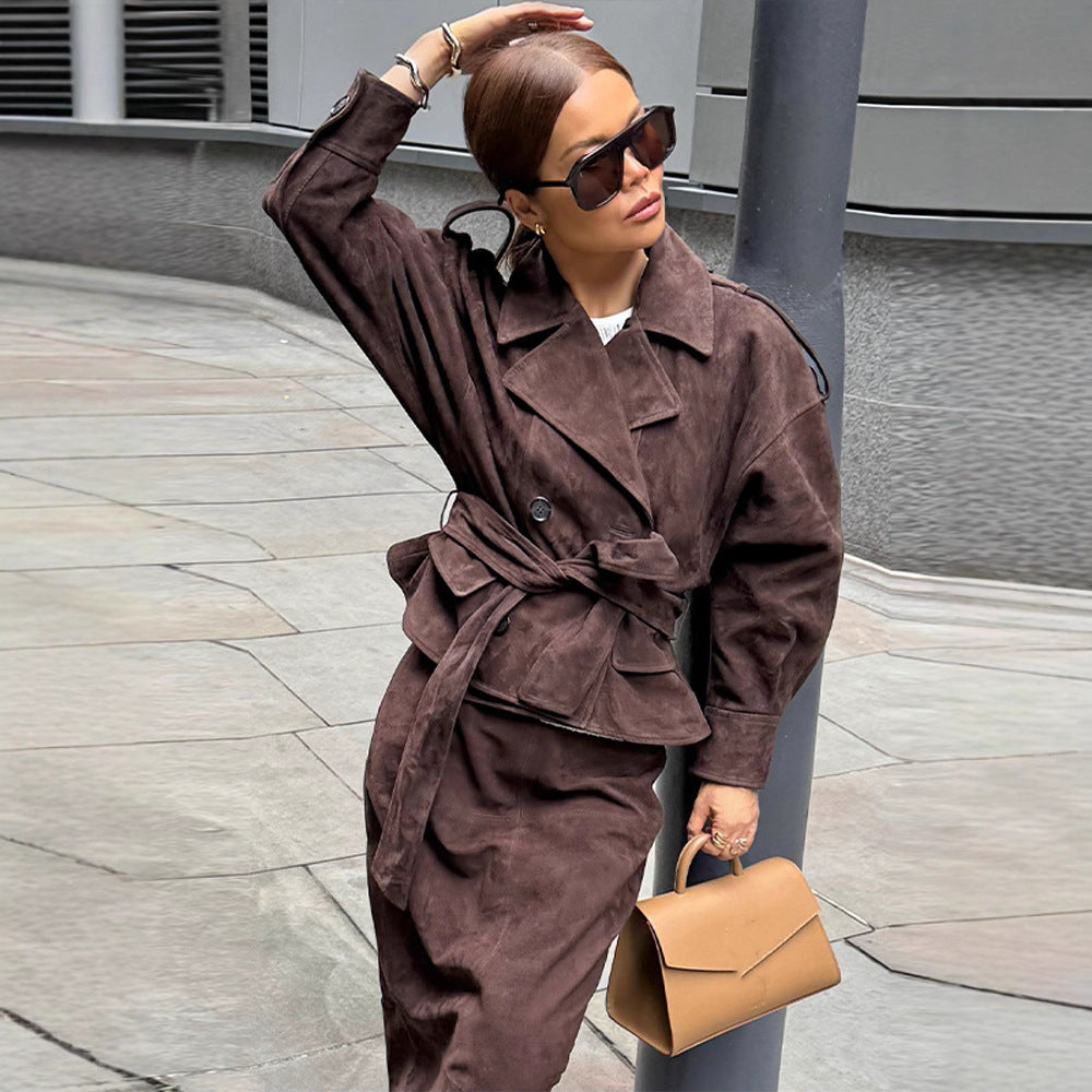 Damen modische Wildlederjacke mit passendem Rock im eleganten Set Drune