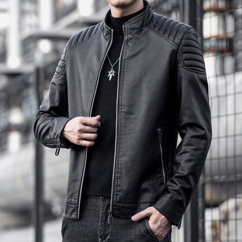 Herren Schmale Kunstleder‑Fliegerjacke mit gepolsterten Schultersteppungen und Stehkragen Drune