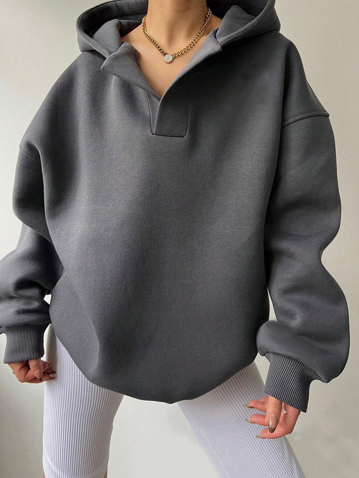 Damen Oversize-Kapuzenpullover aus schwerem Sweatstoff mit V‑Ausschnitt‑Detail und langen Rippbündchen Drune