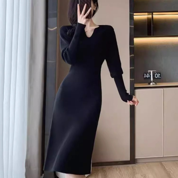 Damen Strickkleid mit tiefem V-Ausschnitt und speziell entwickelter Struktur Drune