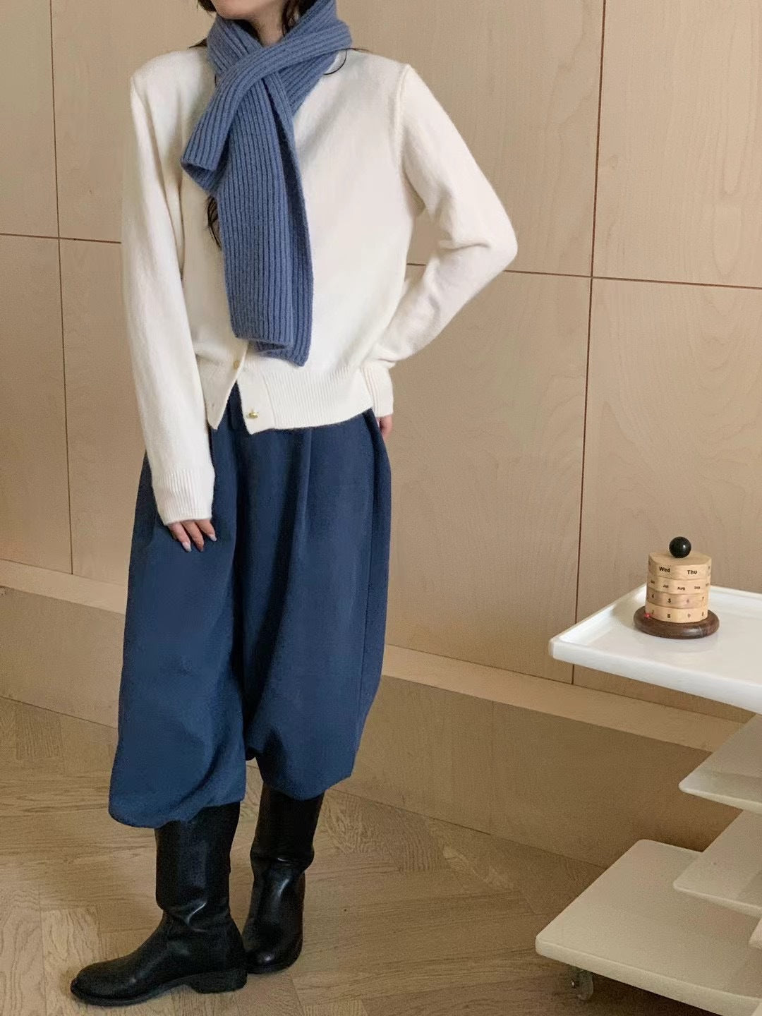 Damen Strickjacke mit eleganten Knopfdetails und weichem Material Drune