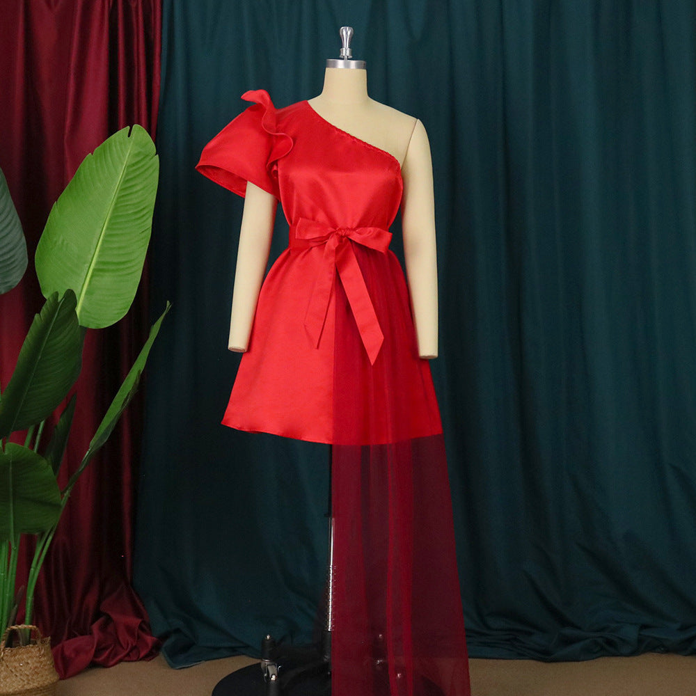 Damen Abendkleid mit asymmetrischem Oberteil und schwingendem Tüll-Akzent Drune