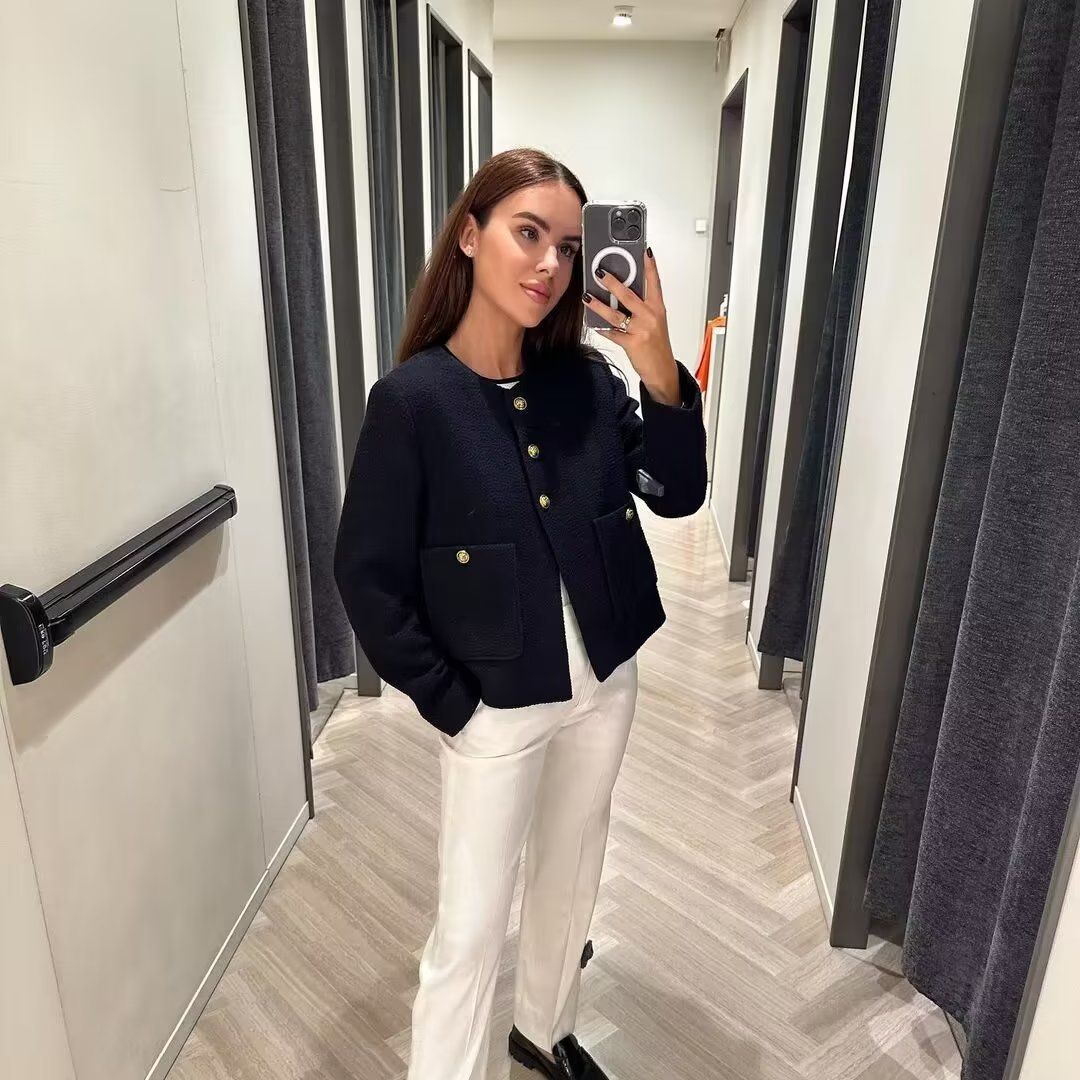 Damen nan kurz geschnittene Tweedjacke mit Boucléstruktur, rundem Ausschnitt und dekorativen goldknöpfen Drune