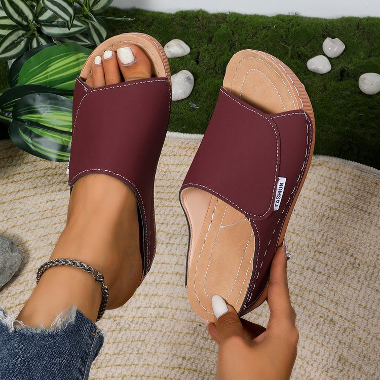 Damen Offene Zehen-Pantoletten mit Soft‑Suede‑Obermaterial, verstellbarem Klettverschluss und dämpfender Keilsohle Drune