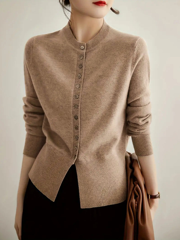 Damen Strickjacke mit feiner Knopfleiste und elegantem Stehkragen Drune