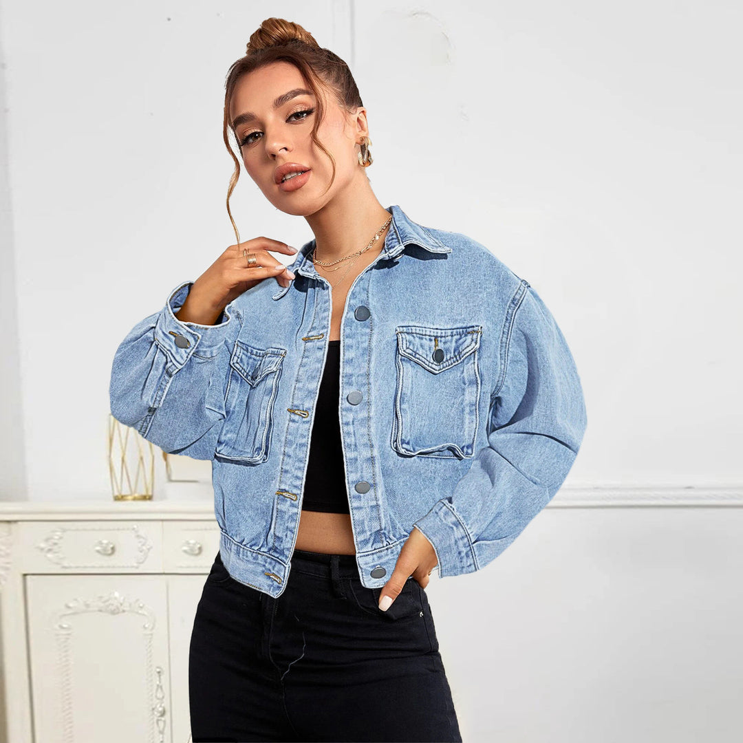 Damen Cropped Boxy-Denimjacke mit aufgesetzten Brusttaschen und kurzem Bund Drune