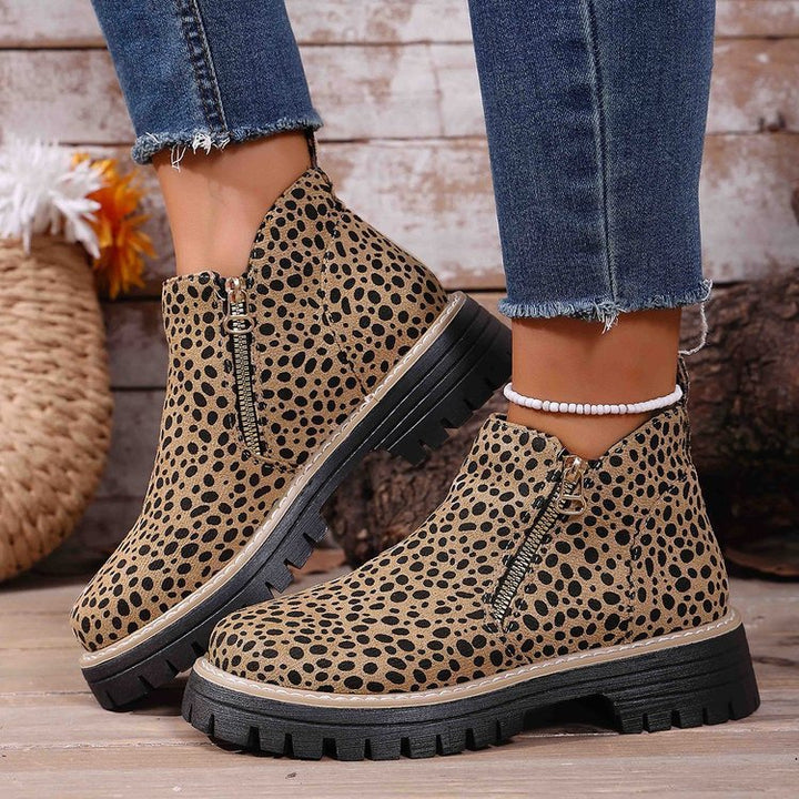 Damen Warme Chelsea-inspirierte Stiefelette mit seitlichem Reißverschluss und grober Profilsohle Drune