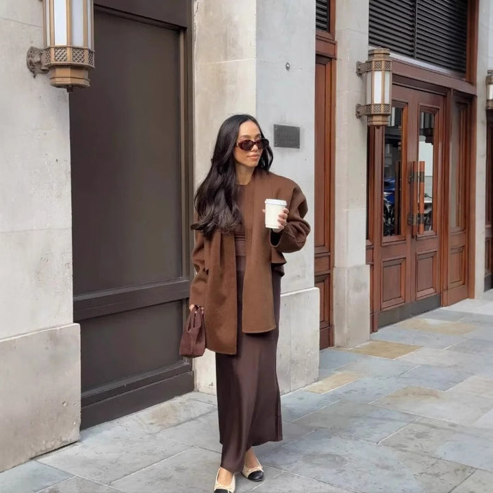 Damen Oversized Jacke mit elegantem Schnitt und passendem Schal Drune