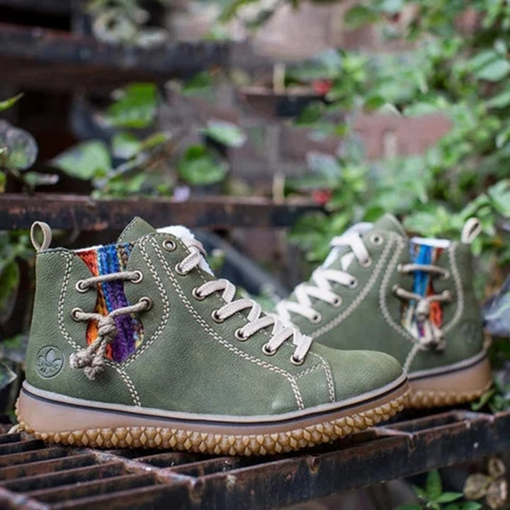 Damen High-Top Sneaker-Boot mit seitlichem Reißverschluss, dekorativem Knöchelriemen und profilierter Gummisohle Drune