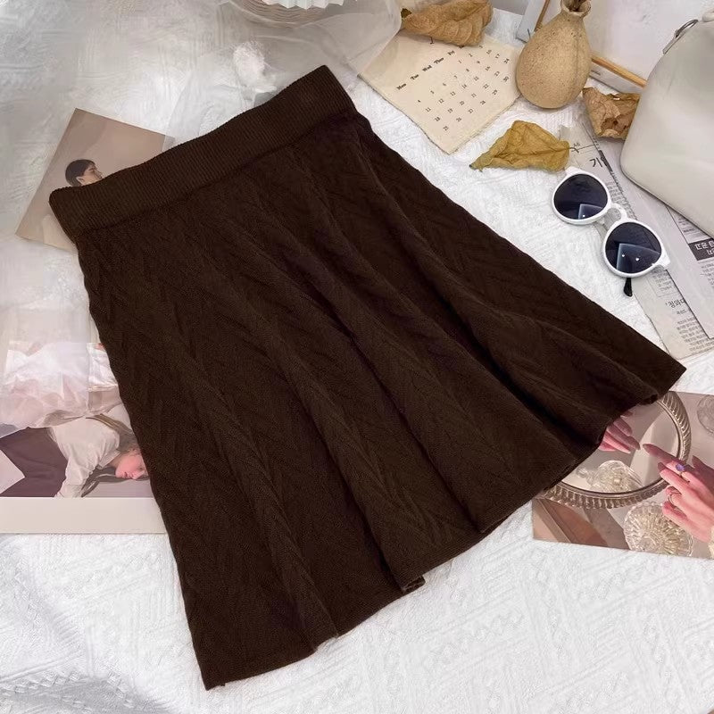 Damen Plissierter Strickrock mit Zopfmuster Drune