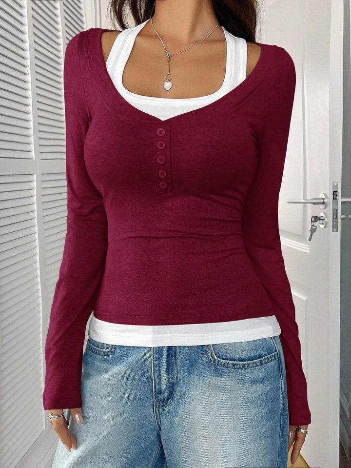 Damen Figurbetontes Langarmshirt mit U-Ausschnitt und Knopfleiste Drune