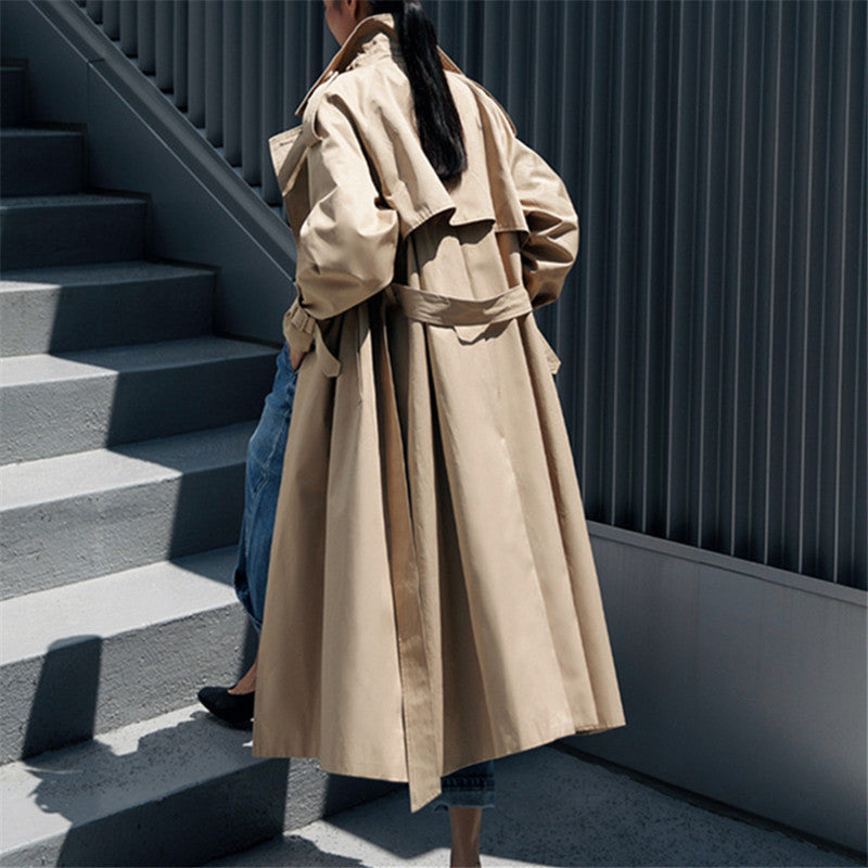 Damen Oversize-Trenchcoat mit weitem Rückensaum, Bindegürtel und Storm-Detail Drune