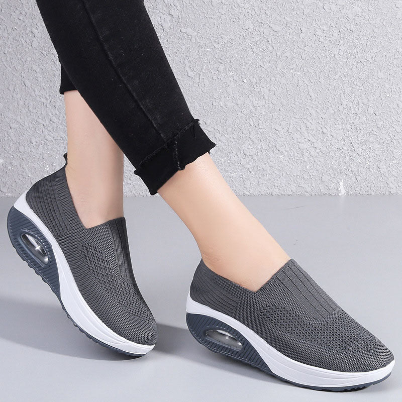 Drune | Atmungsaktive Slip on Sneaker Mit Ergonomischer Sohle Für Damen