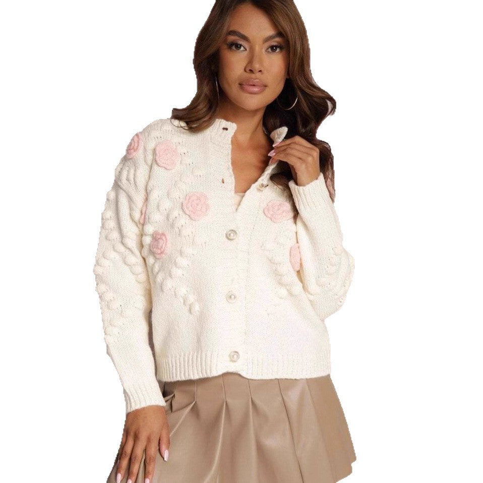 Damen Strickjacke mit floralen Applikationen und trendigem Knopfdesign Drune