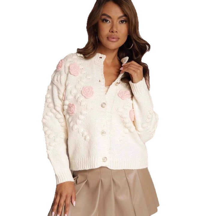 Damen Strickjacke mit floralen Applikationen und trendigem Knopfdesign Drune