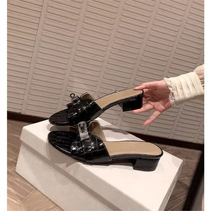 Damen elegante Croc‑Patent‑Mules mit kleinem Blockabsatz Drune