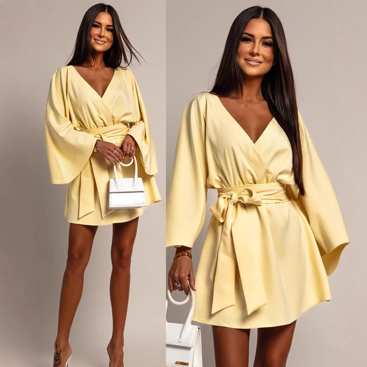 Damen Wickel-Minikleid mit Kimonoärmeln und Taillengürtel Drune