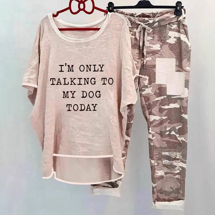 Damen nan weites Freizeit-Set mit Spruchaufdruck, weit geschnittenem Langshirt und Camouflage-Jogginghose Drune
