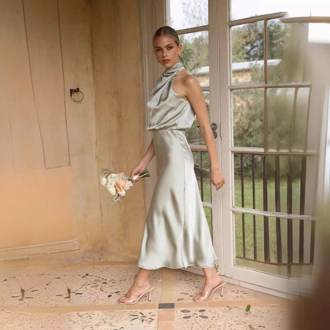 Damen Maxi-Kleid mit asymmetrischem Oberteil und fließendem Satin Drune