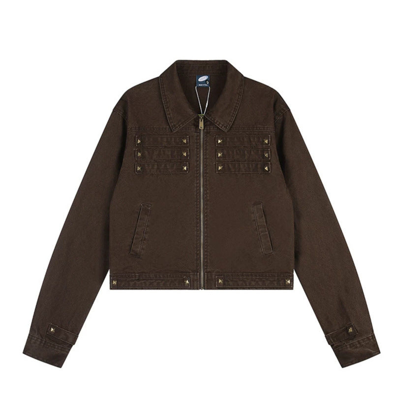 Damen Kurz geschnittene Canvas-Jacke mit Hemdkragen und Pyramidennieten Drune