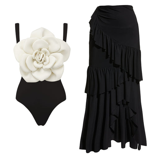 Damen Badeanzug mit floralem Volumen und passendem Wickelrock Drune