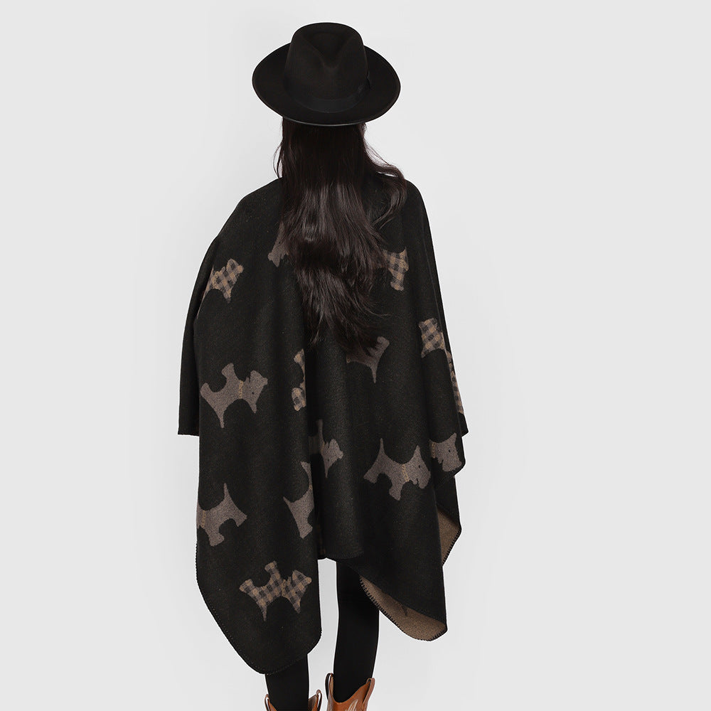 Damen Oversize-Poncho mit jacquardgewebtem Terrier‑Motiv und kontrastiertem Innenfutter Drune