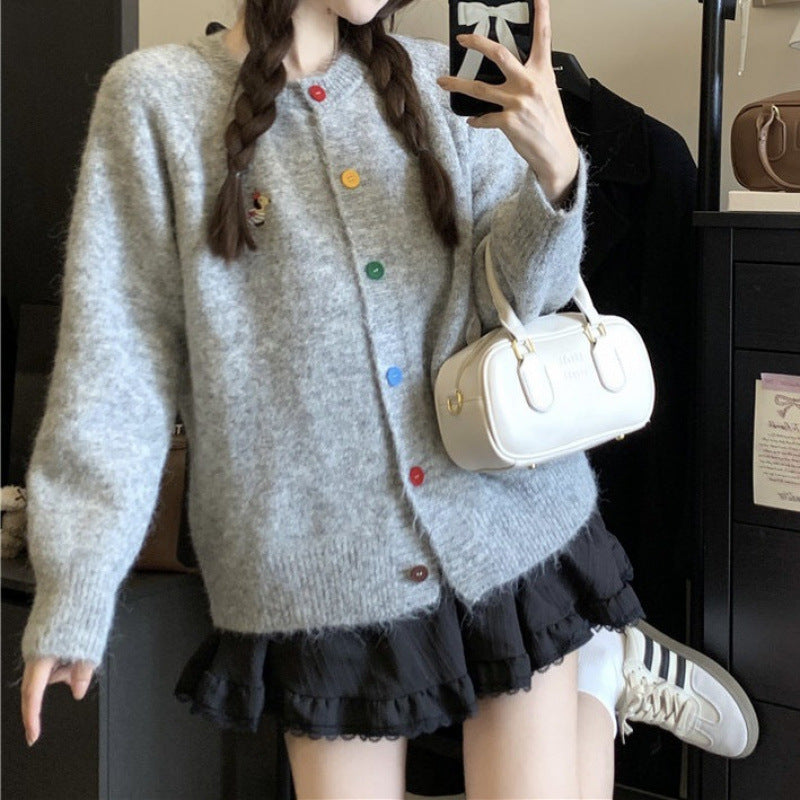 Damen Strickjacke mit bunten Knöpfen und gesticktem Motiv Drune