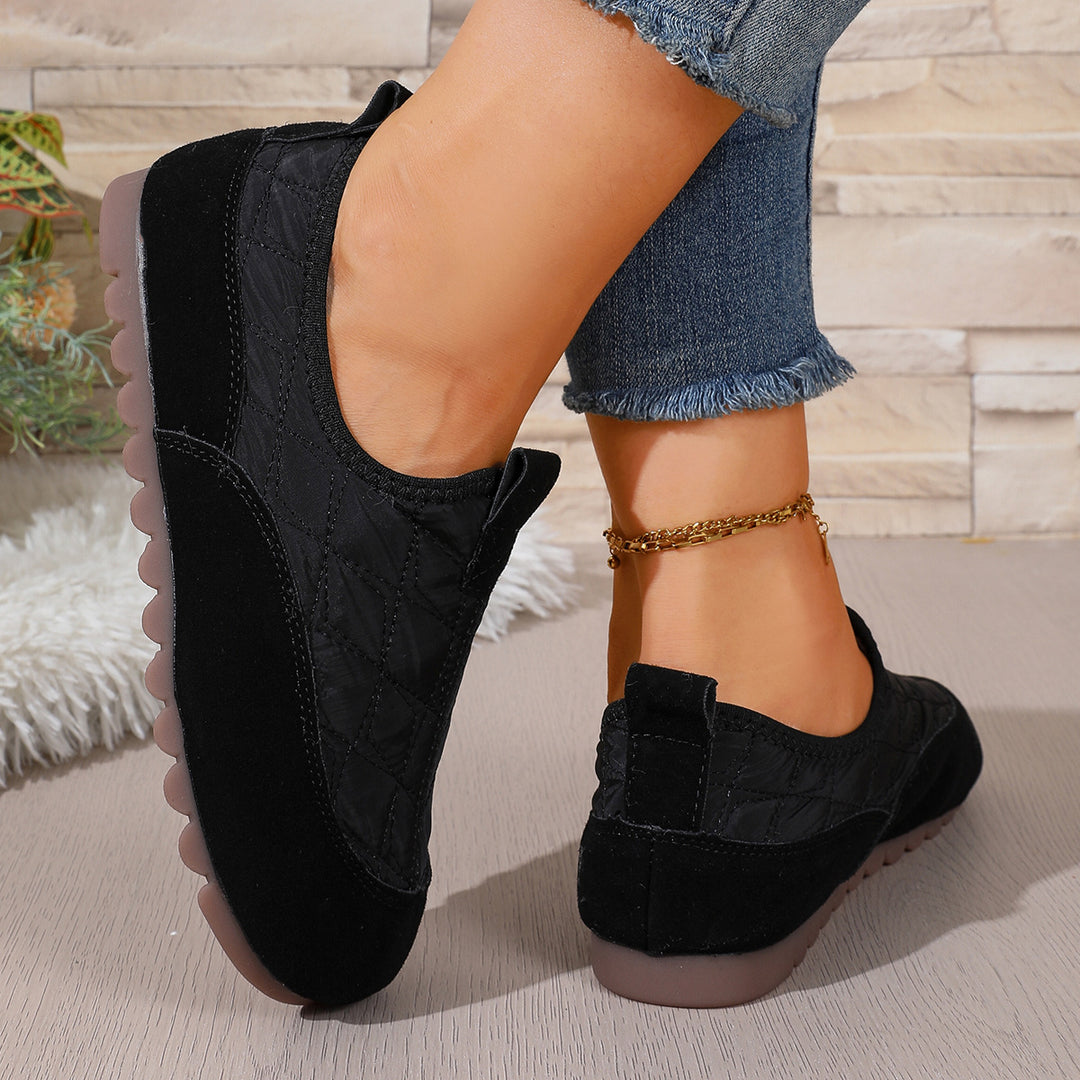 Damen Gepolsterte gesteppte Slip-On Freizeitschuhe mit rutschfester Profilsohle Drune