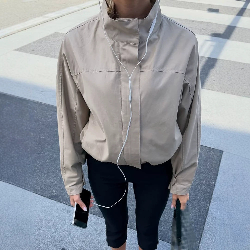 Damen Leichte Cropped-Utility-Jacke mit Stehkragen, verdeckter Knopfleiste und elastischem Saum Drune