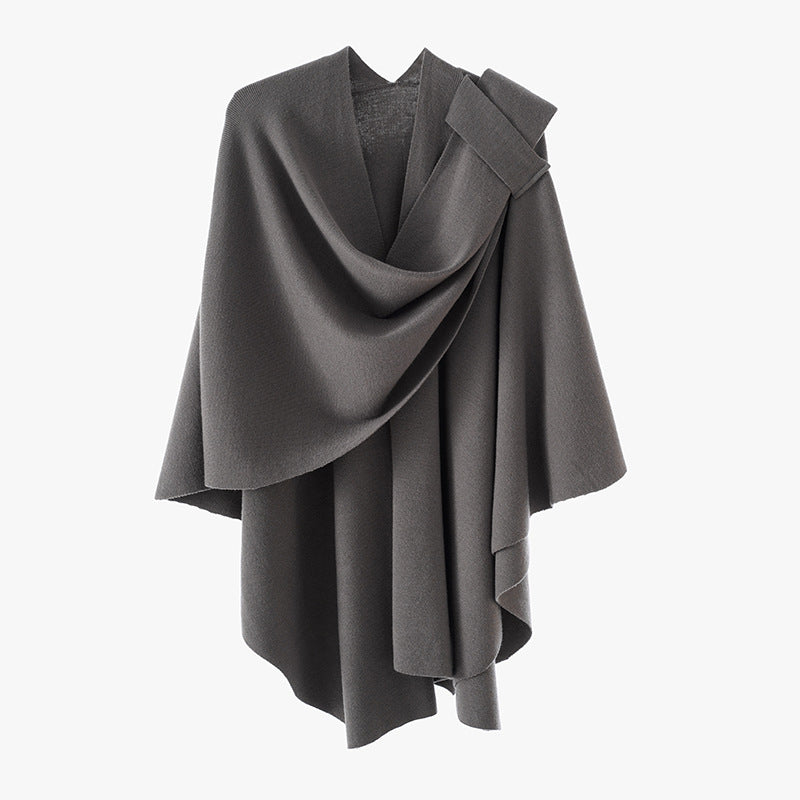 Damen Kapuzenponcho aus Feinstrick mit asymmetrischem Saum Drune
