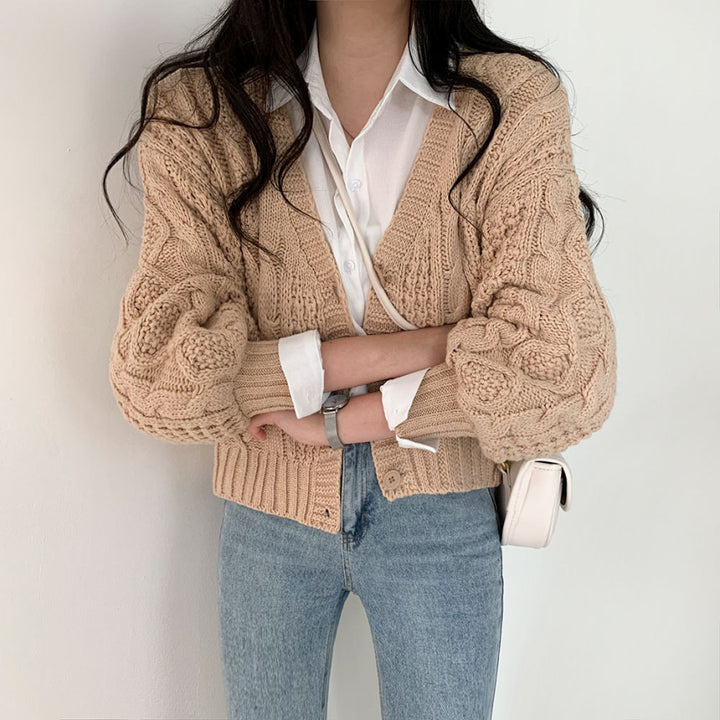 Damen Grobstrick-Cardigan mit Zopfmuster und Knopfdetails Drune