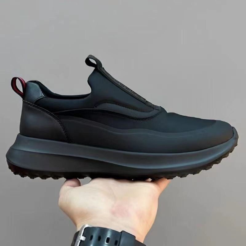 Herren Slip-On-Plateau-Sneaker mit neoprenartigem Schaft und profiliertem Trail-Profil Drune