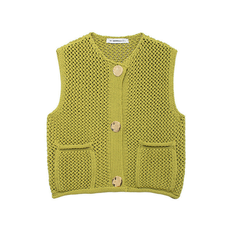 Damen gehäkelte Strickweste mit großen Zierknöpfen und Aufsatztaschen Drune