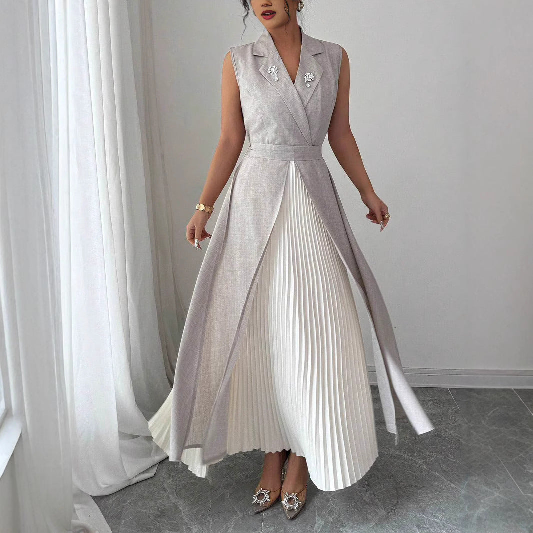 Damen Elegantes Kleid mit plissierten Details Drune