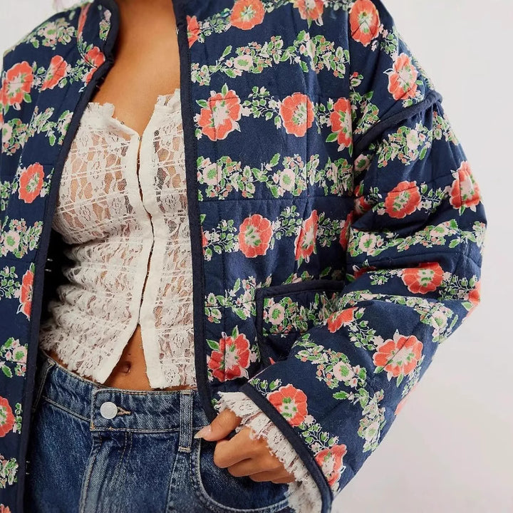 Damen 600+ gesteppte bestickte Taillengürtel‑Jacke mit floralem Muster und Stehkragen Drune