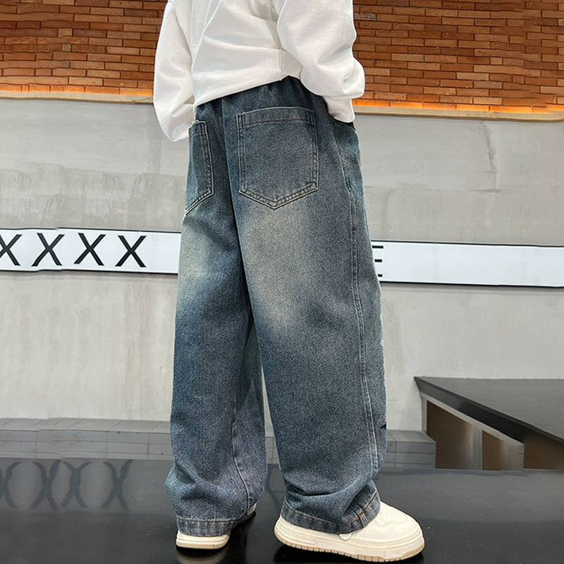 Unisex weite Jeanshose mit Sternenapplikationen Drune