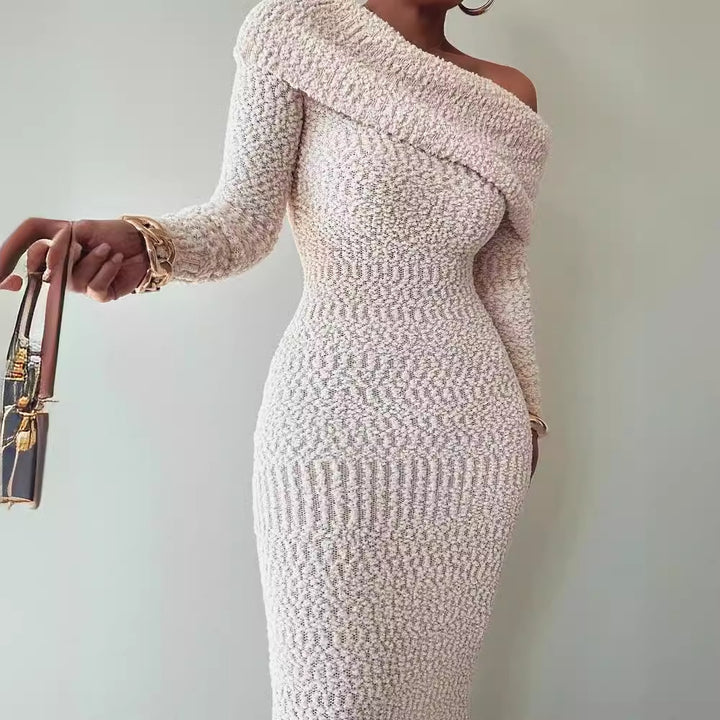 Damen Strickkleid im modernen Off-Shoulder Design mit figurbetontem Schnitt Drune