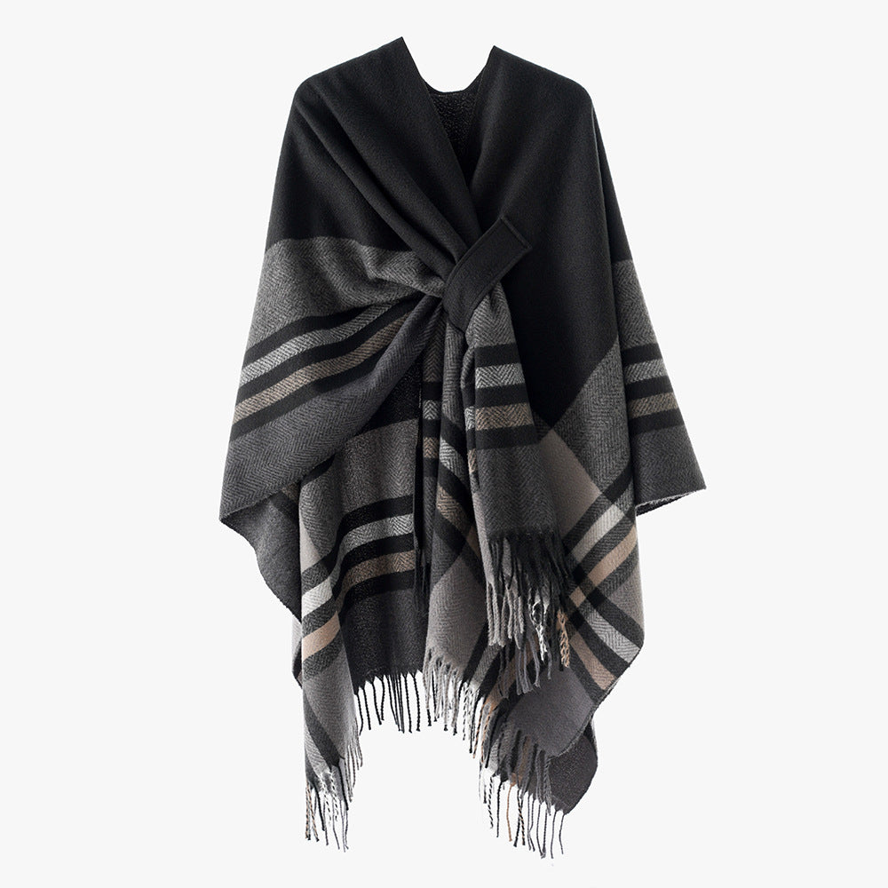 Damen Strickponcho mit geometrischem Blockmuster und Fransen Drune