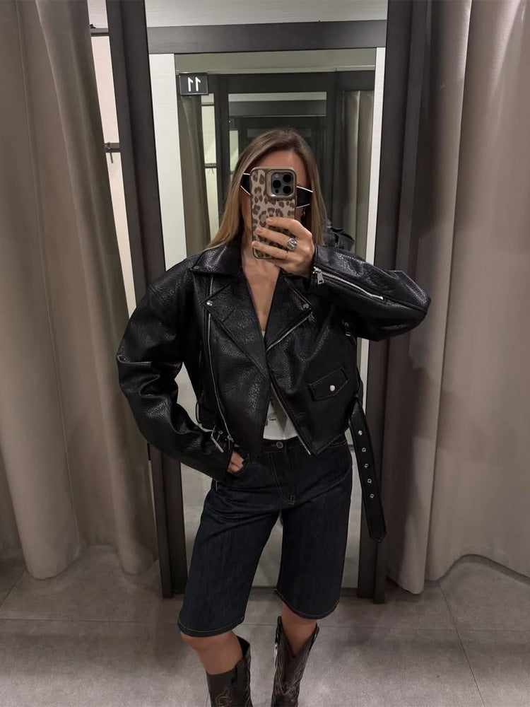 Damen Kurze strukturierte Bikerjacke aus Lederimitat Drune
