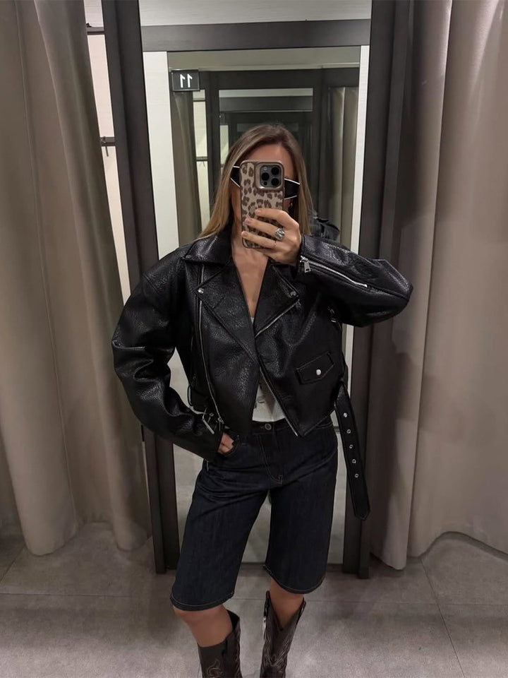 Damen Kurze strukturierte Bikerjacke aus Lederimitat Drune